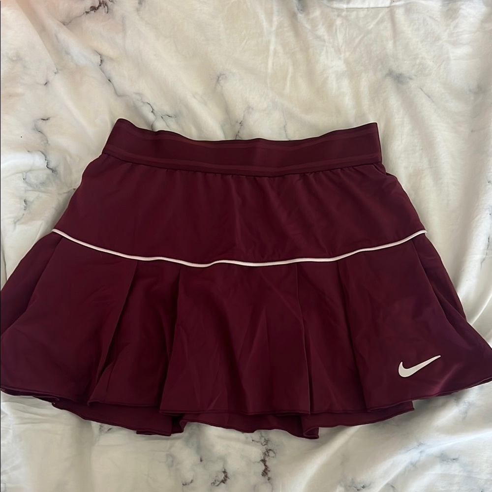 Nike Women's Burgundy Skater Skirt
